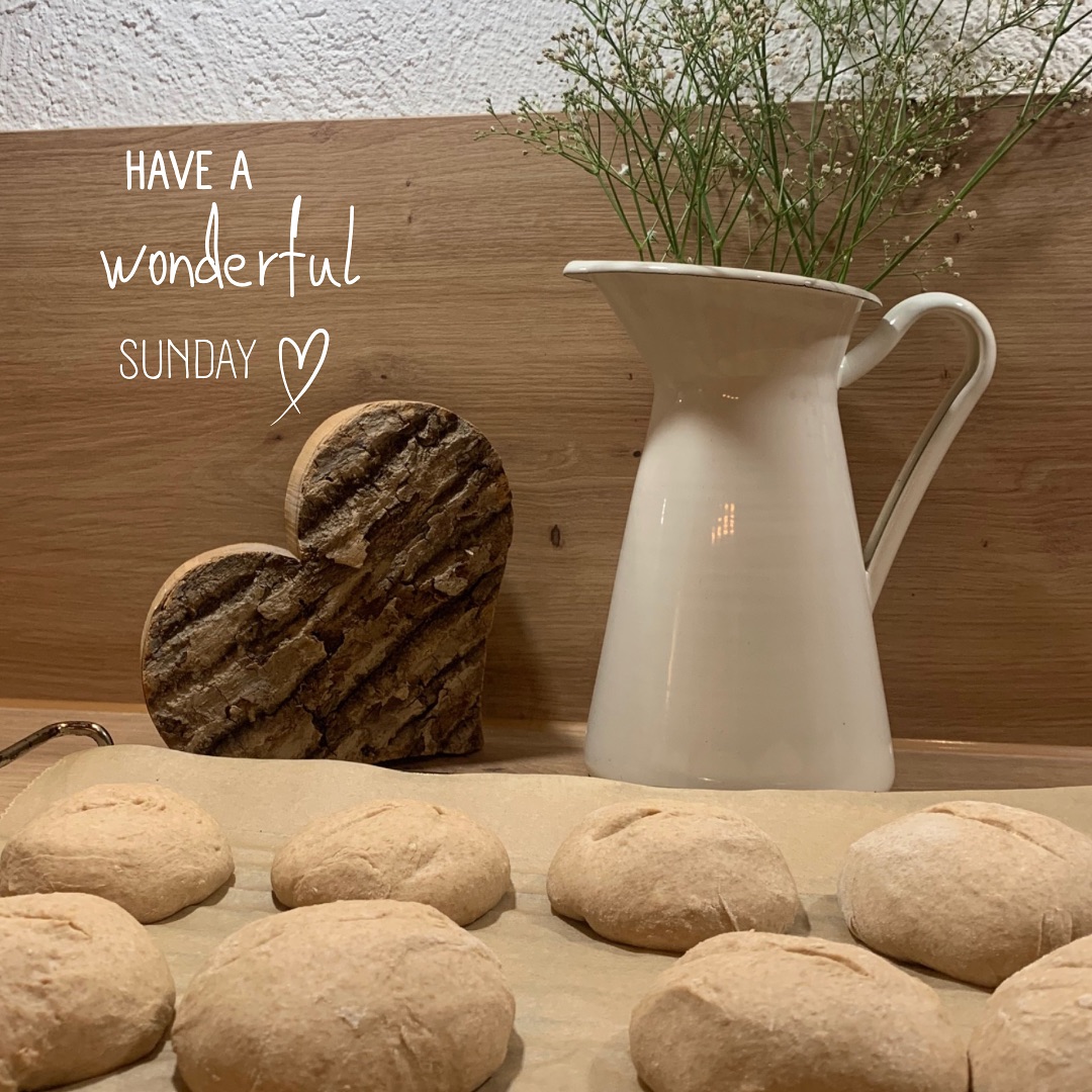 Schönen Sonntag Euch 💚

#family #sundayvibes #homesweethome #baking #kitchen #qualitytime #momlife #landwirtschaft...